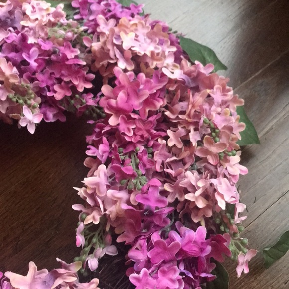 Faux hydrangea wreaths - Picture 5 of 13